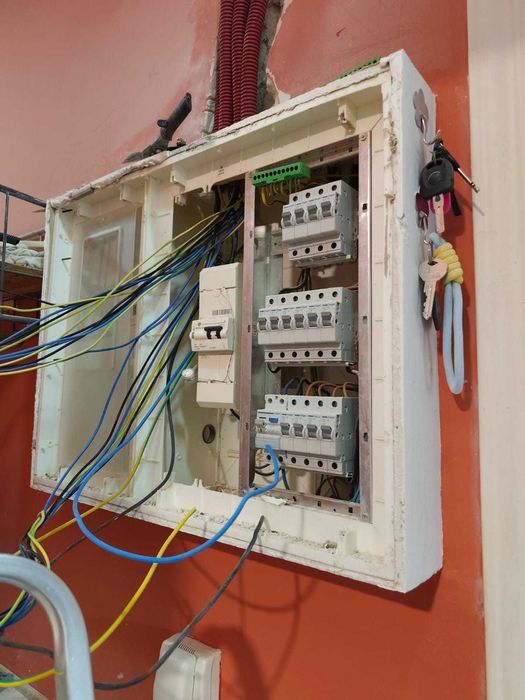 Eletricista profissional ao domicílio