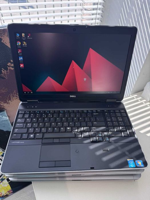 Робочий Dell E6540 i7 для офісу та навчання 15.6" екран