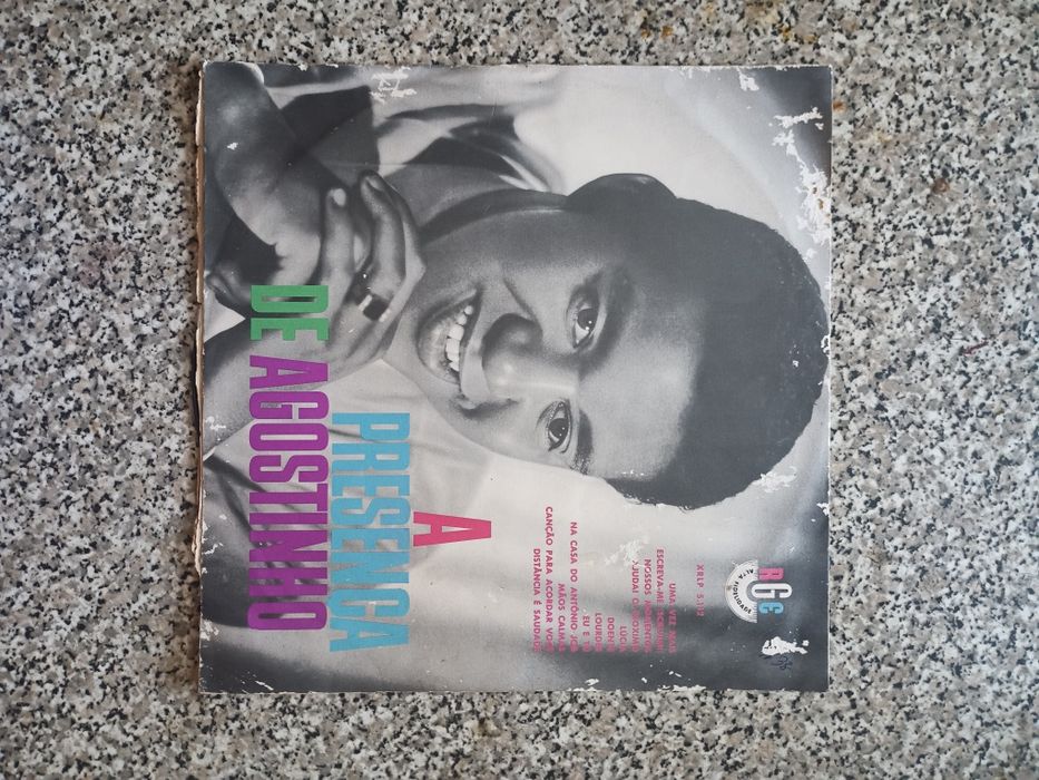 Variedade de discos vinil LP 3€ unidade
Exemplar estado de conservação