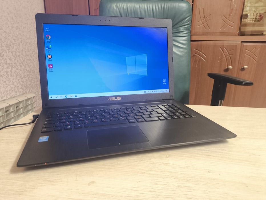 Сучасний ноутбук Asus Intel N3540 2,67GHz X4, 8GB, 128GB SSD, HDMI