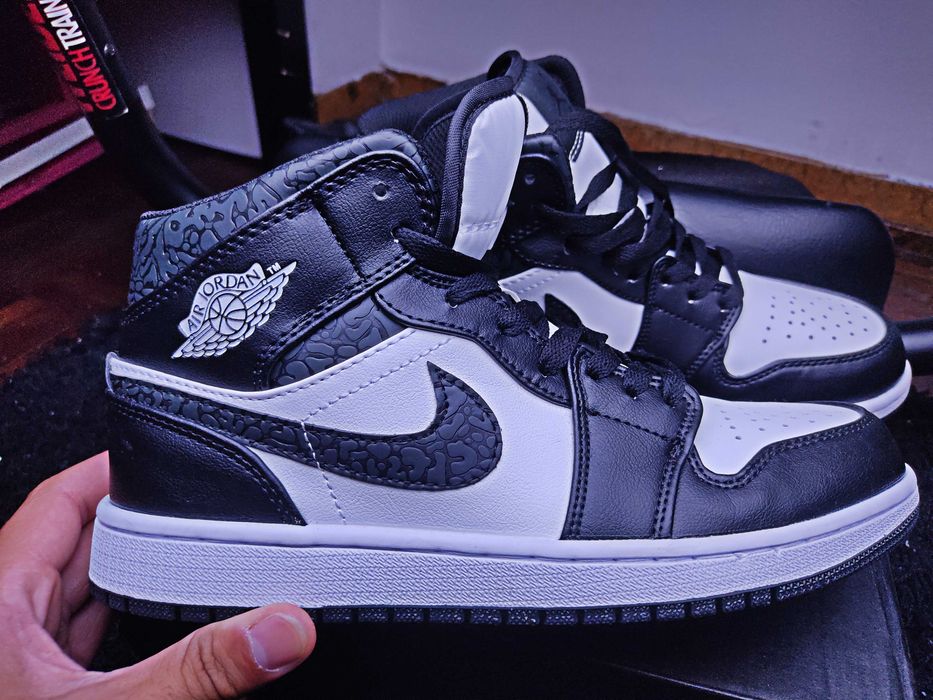 Air Jordan 1 mid