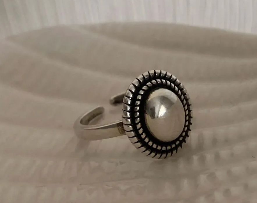 Кольцо серебро 925 размер регулируется