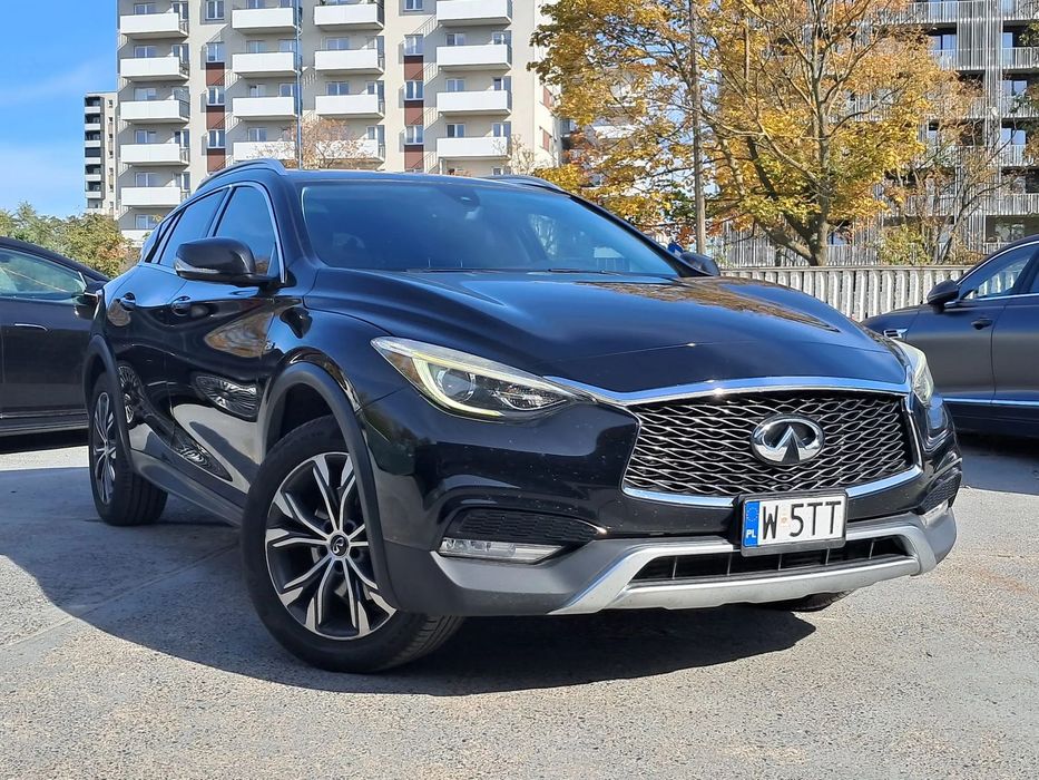 Infiniti QX30