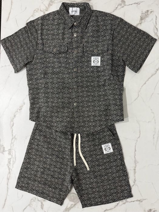 Conjunto camisa e calção Loewe
