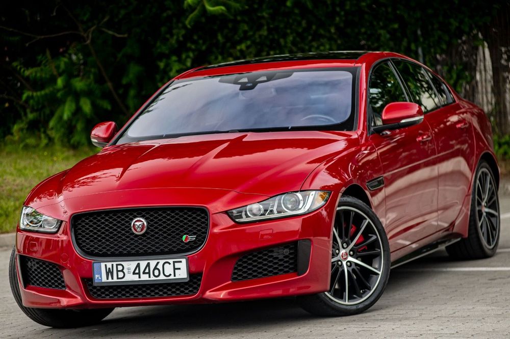 Jaguar XE