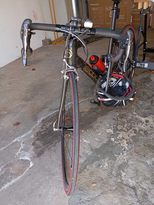 Vendo bicicleta de estrada marca dedacciai