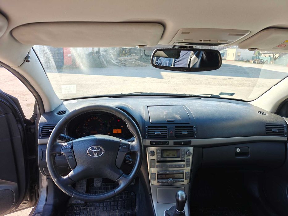 Toyota Avensis 2,0 benz 150KM 2008