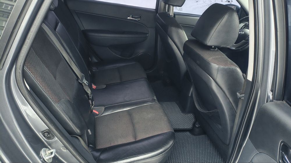 Продам HYUNDAI I30