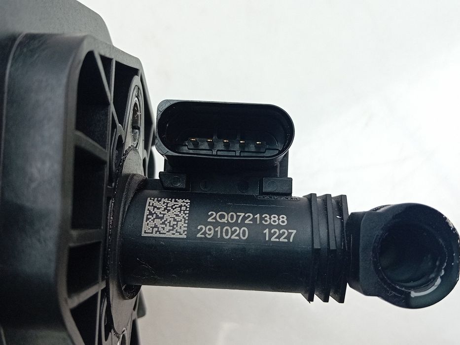 Pedal da embraiagem VOLKSWAGEN Polo (AW1)