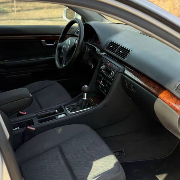 Автомобіль Audi A4