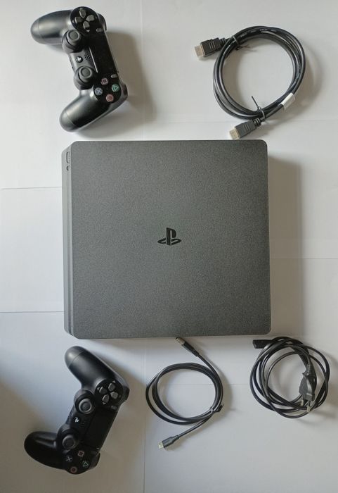 PlayStation 4 Slim 500GB + 2 Pady + Pudełko