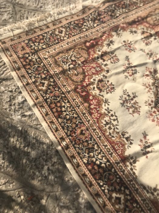 Tapete dearaiolos feito em tiar manual