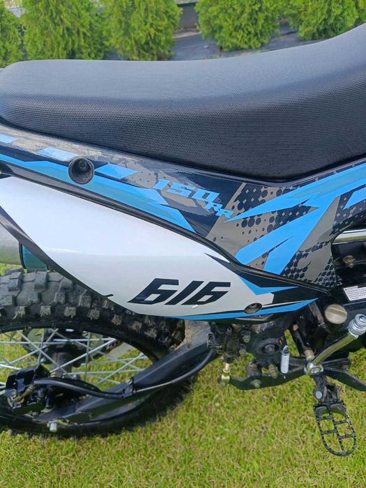 Sprzedam Crossa xtr616/ przebieg okolo 15km