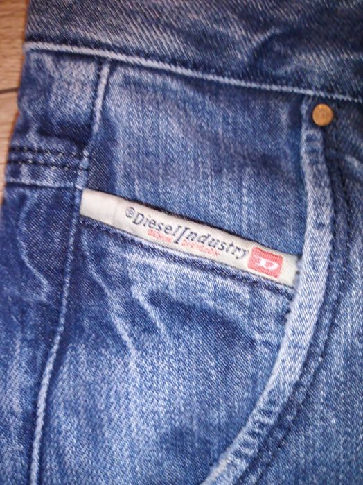 Spodnie jeansowe damskie Diesel Industry, rozm. S, stan. bdb