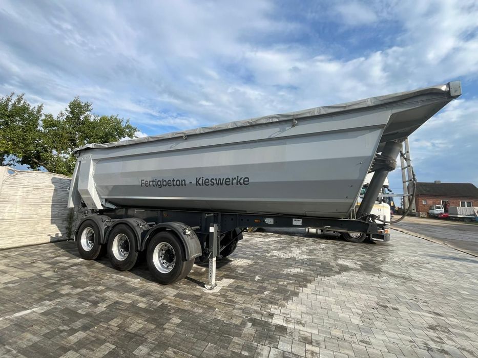 Kempf SKM 35/3  Naczepa wywrotka KEMPF SKM 35/3 2015 >>> 5040 kg <<<