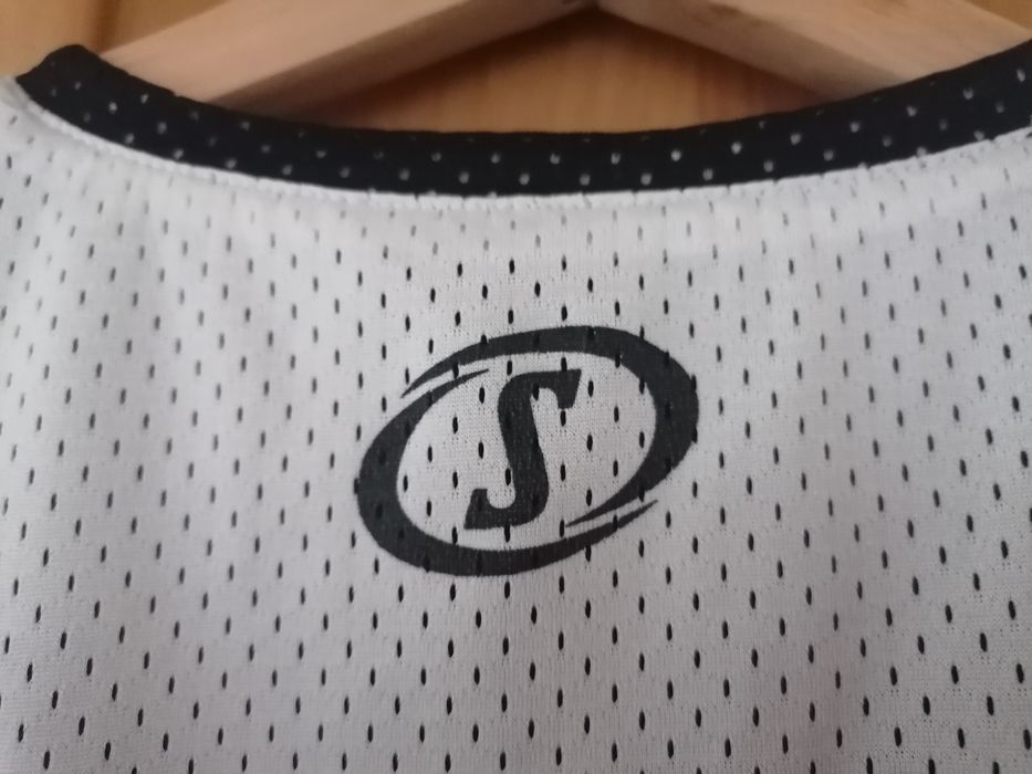 T-Shirt de alças c/logo Fundación Real Madrid. 
 

Marca Spalding, c