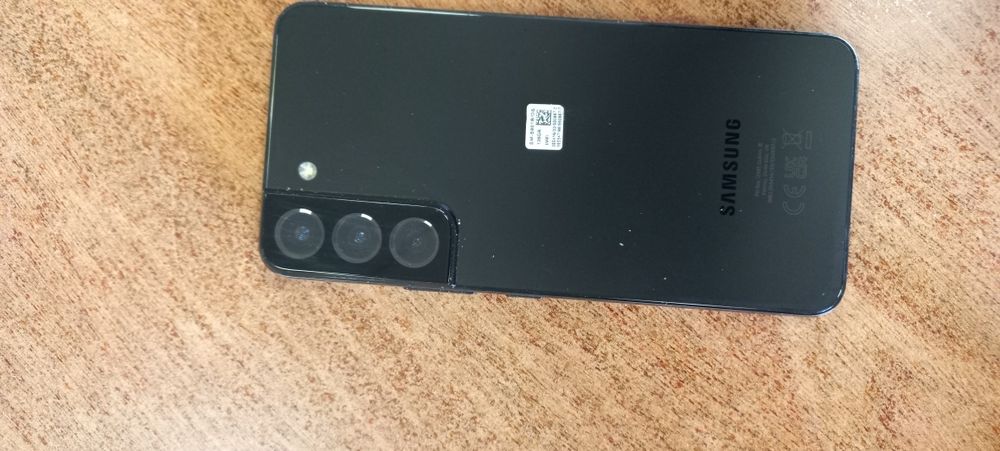 Telemovel Samsung S22 usado em bom estado