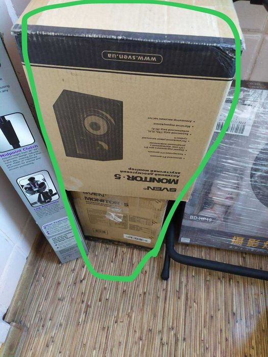 Продаю студійні монітори SVEN Monitor-5.