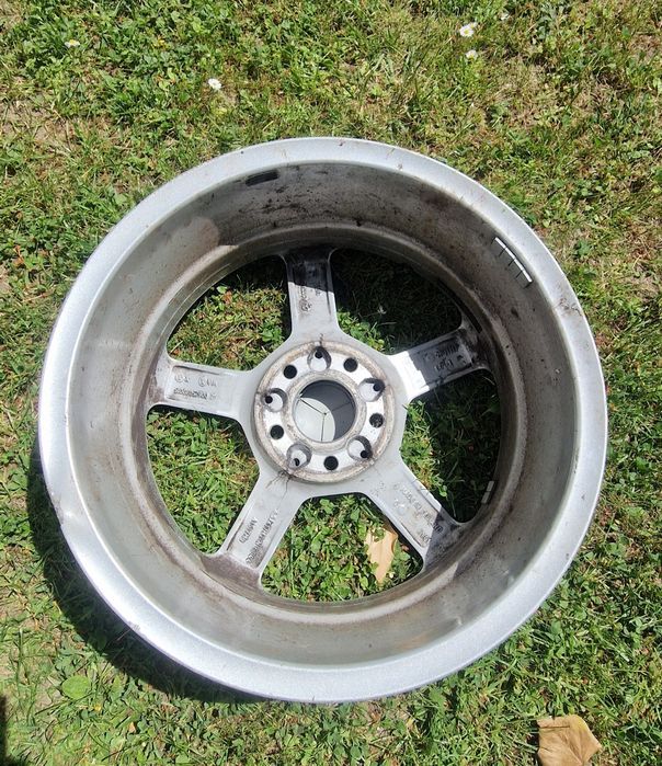 Felgi 17 cali komplet A1774011200 mercedes