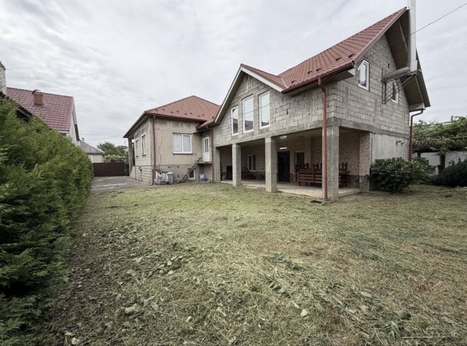 Продаж будинку / Баранинці