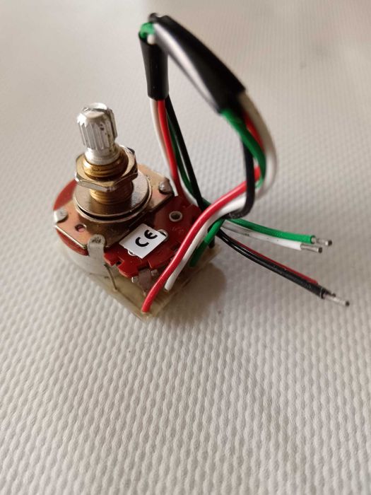 EMG-EXG Guitar expander. NOVO!