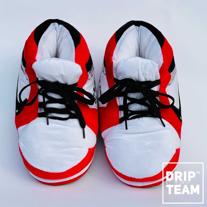 Kapcie Pluszowe Nike Jordan Off White Czerwone - r. 35-45