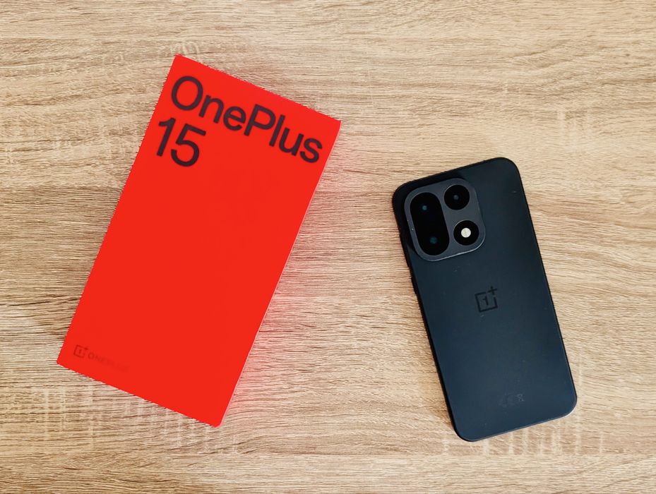 Oneplus 15 - 12/256gb - Preto