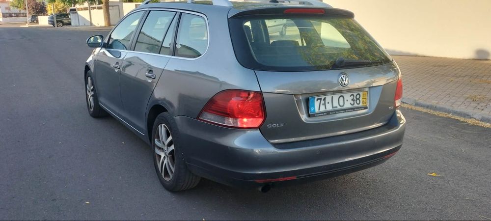 Vw golf Tdi 2011 com livros de revisão em dia
