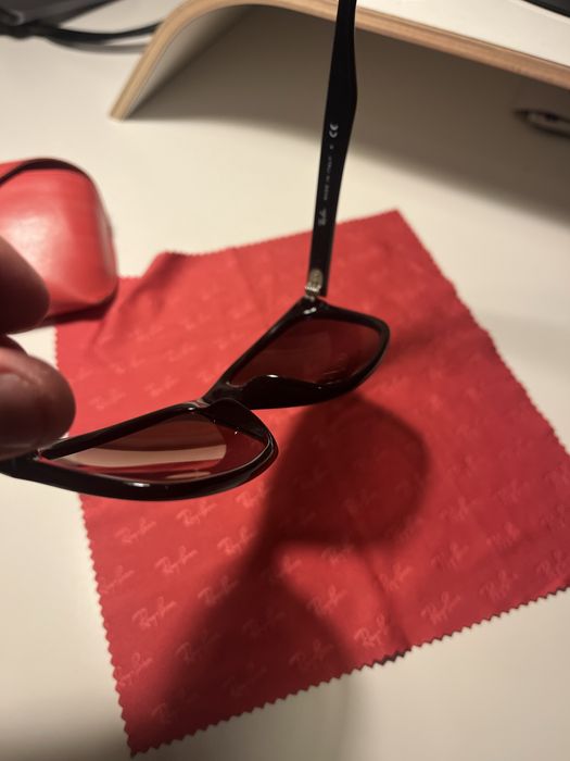 Óculos de Sol RayBan Modelo 4181