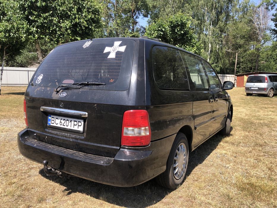 Kia Carnival 2003 Rest