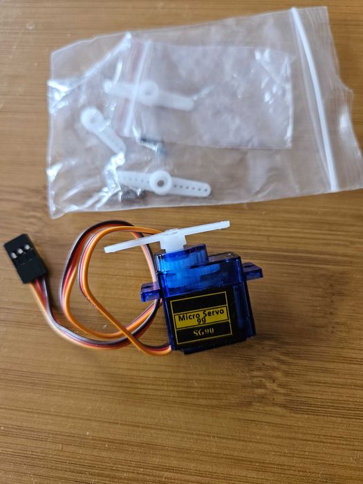 Micro Servo 9g nowe