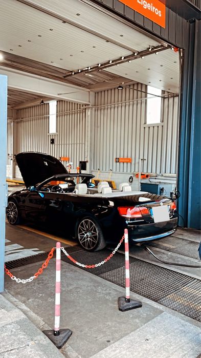 Bmw E93 muito bem estimado