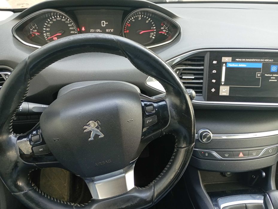 Peugeot 308 Sw II 2015 1.6 blue hdi foto 4
