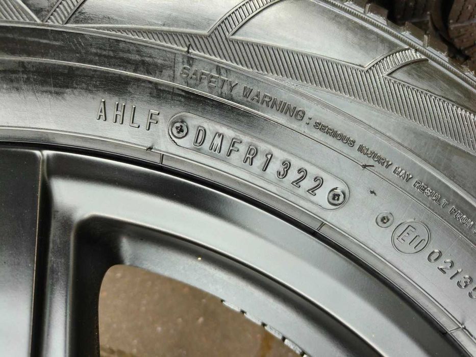 215/65 103H R17 FALKEN EuroWinter HS01 SUV NOWE 8mm 2022r Zimowe 4szt Opony
