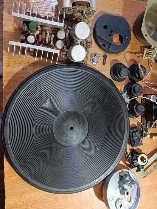 Проигрыватель "Радиотехника ЭП 101 Стерео, Комплектующие.