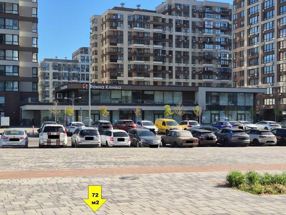 72м2, фасад, ЖК Варшавський-2, ТРЦ Ретровіль, перехрестя вул. Родини Крістерів 16 / Олександра Олеся - View 3