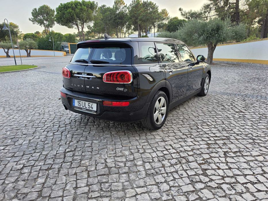Clubman 1.5D 115cv Pack Pepper NACIONAL foto 3