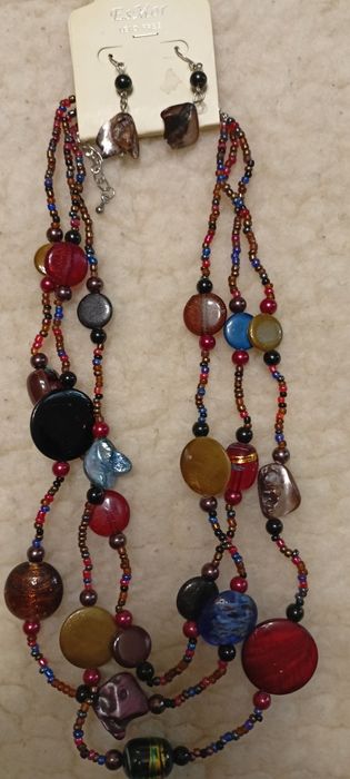 Набір намисто та сережки яскраві