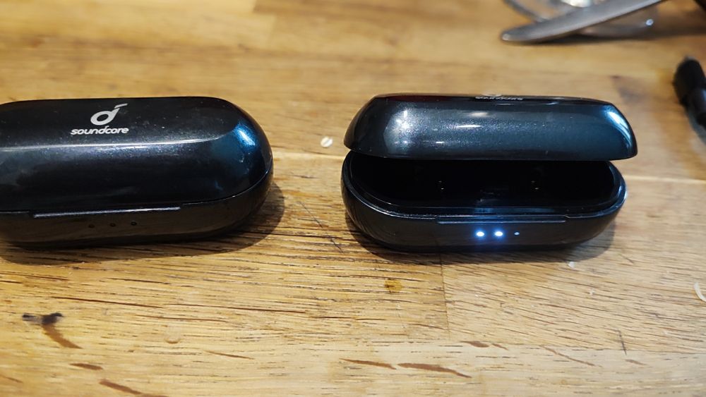 Powerbank pudełko od Anker Soundcore Neo
