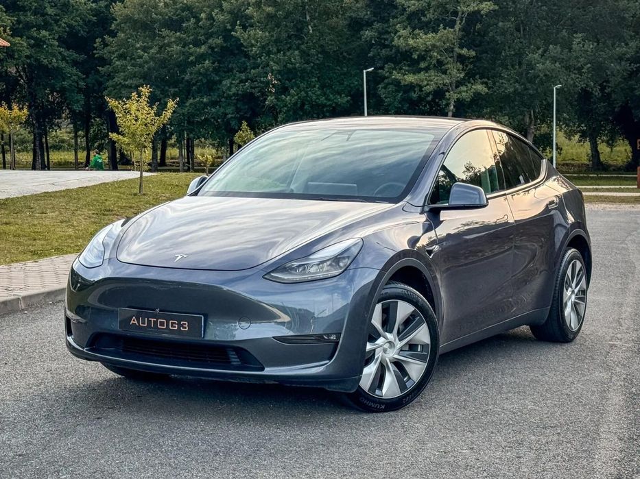 Tesla Model Y Long Range Dual Motor AWD