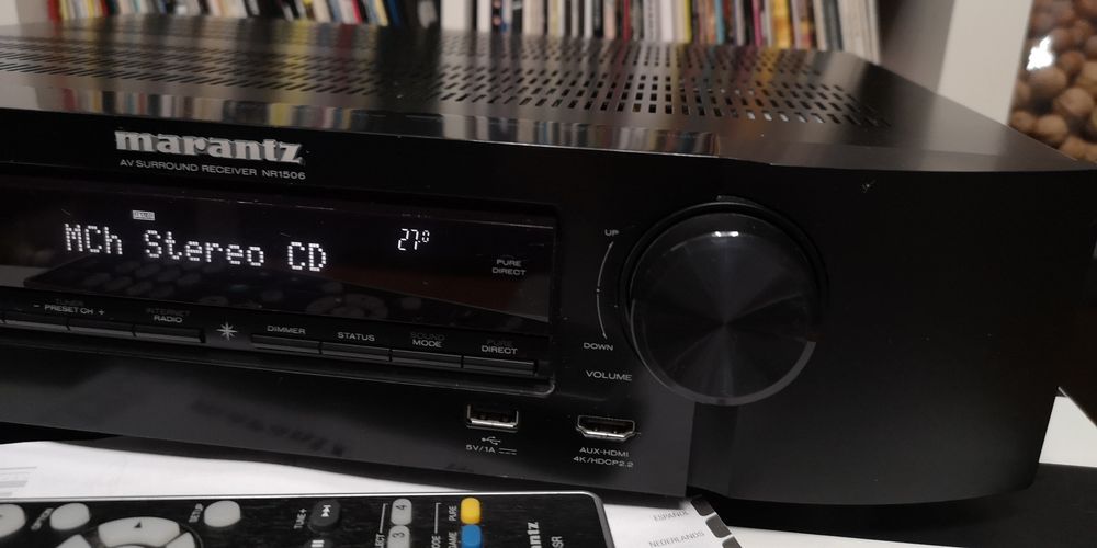 Amplituner kina Marantz NR 1506 pilot