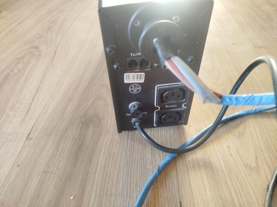 Пристрій безперебійного живлення logic power k650va