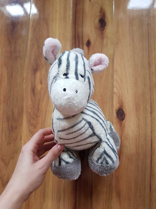 ebra Mothercare groszki w kopytach zabawka pluszak maskotka zwierzątko