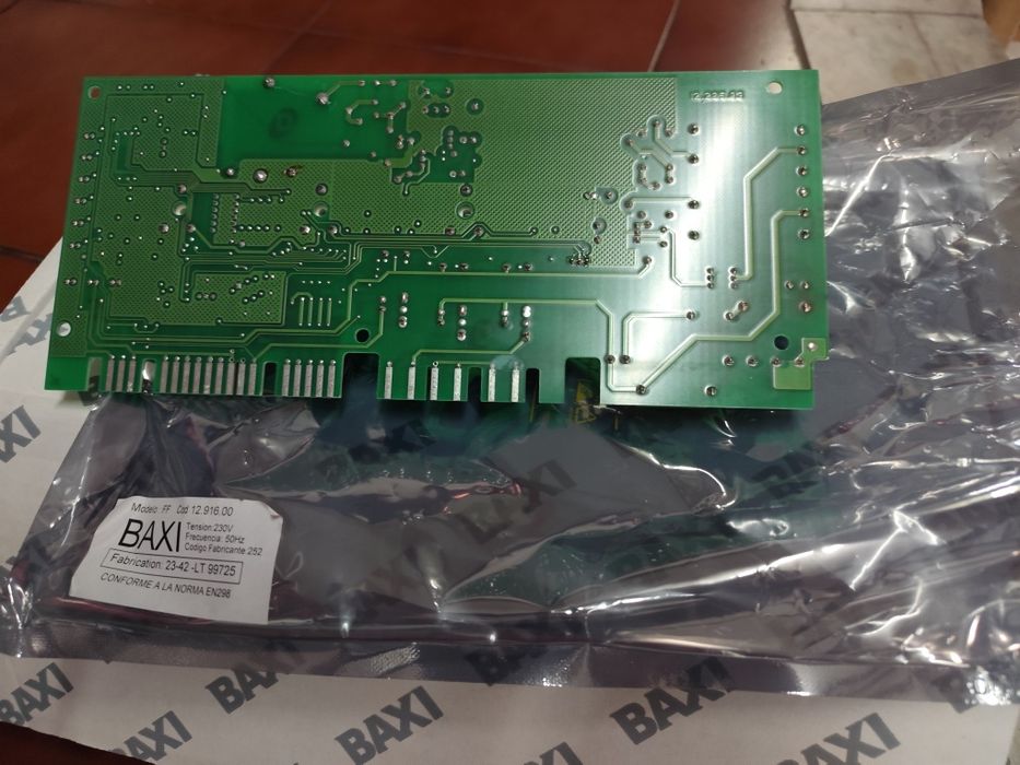 Placa Roca Baxi Vitoria 20/20 F -Avariada