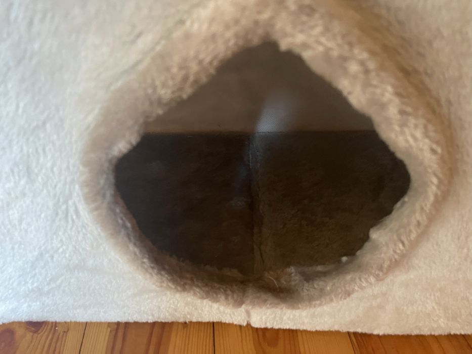 Domek legowisko drapak trójkątny dla kota małego psa nowy składany