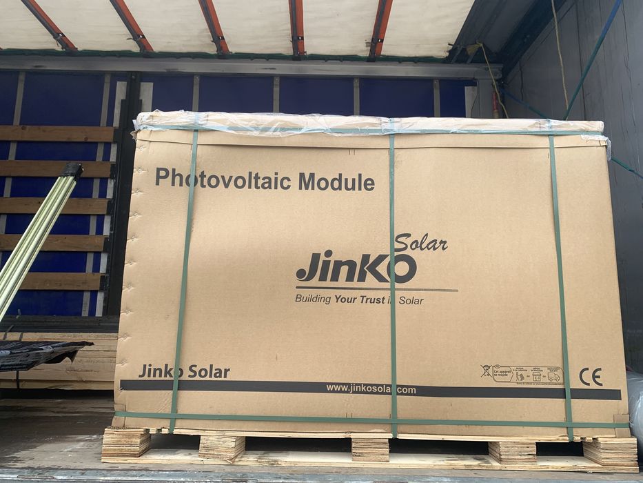 Сонячні панелі jinko solar