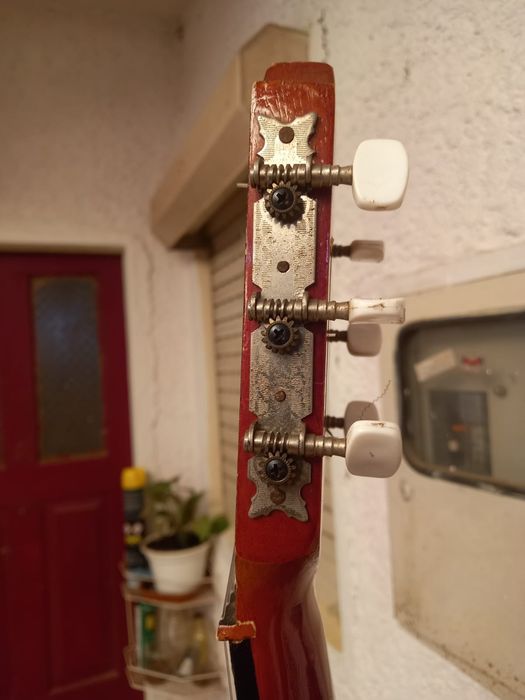 Guitarra como nova