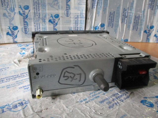 Rádio / auto-rádio CITROËN C2 (JM_)