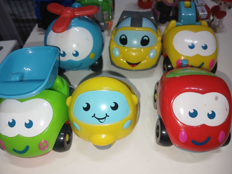 Lote patrulha pata. Várias peças