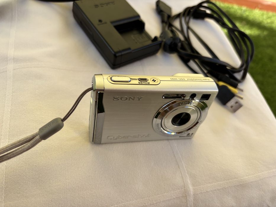 Câmara Digital Sony DSC-W90